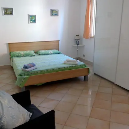 La Rosa Al Mare Feriehus Pozzallo