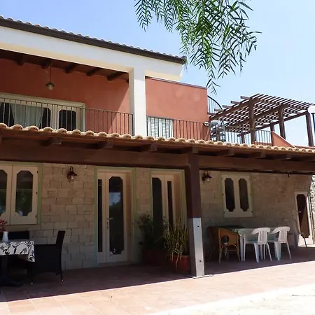 La Rosa Al Mare Ferienhaus *